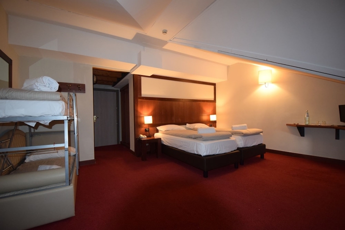 Imagen de la habitación del Hotel Piandineve. Foto 12