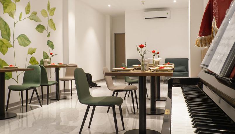 Imagen del bar/restaurante del Hotel Piano, District 1 - Ho Chi Minh. Foto 2