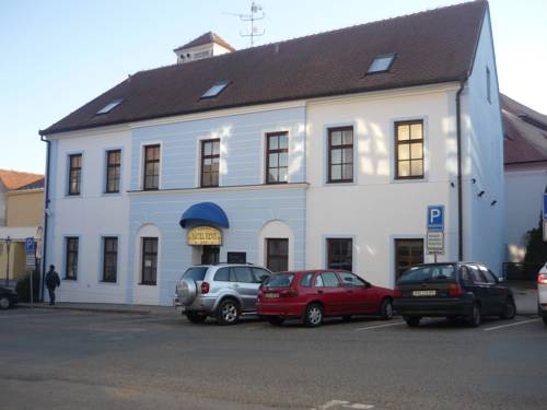 Imagen de la habitación del Hotel Piano, Mikulov. Foto 2