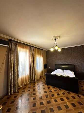 Imagen de la habitación del Hotel Piano, Tbilisi. Foto 11