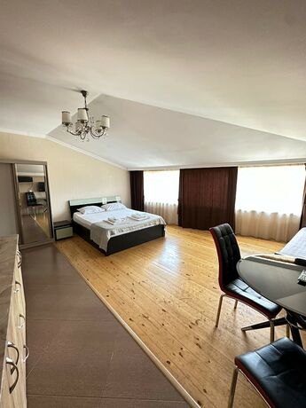 Imagen de la habitación del Hotel Piano, Tbilisi. Foto 12
