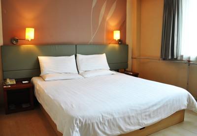 Imagen general del Hotel Piao Home Inn Beijing Guo Mao East. Foto 4