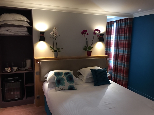 Imagen de los interiores del Hotel Piapia. Foto 14