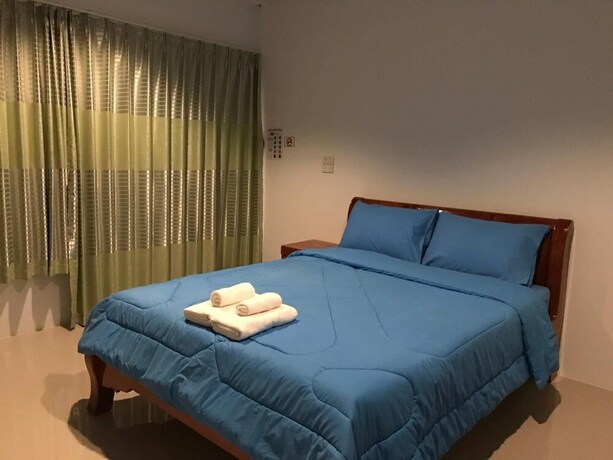 Imagen de la habitación del Hotel Piarnsri Resort. Foto 24