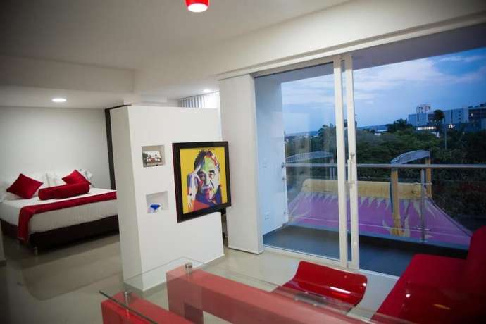 Imagen de la habitación del Hotel Piaro In Apartasuites. Foto 3