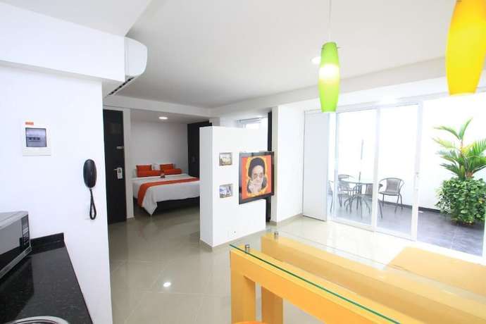 Imagen de la habitación del Hotel Piaro In Apartasuites. Foto 13