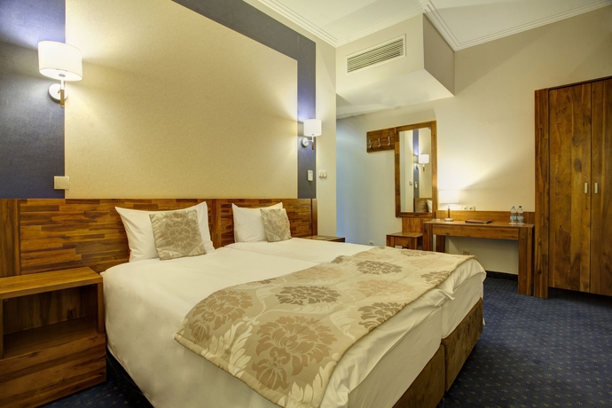 Imagen de la habitación del Hotel Piast. Foto 7