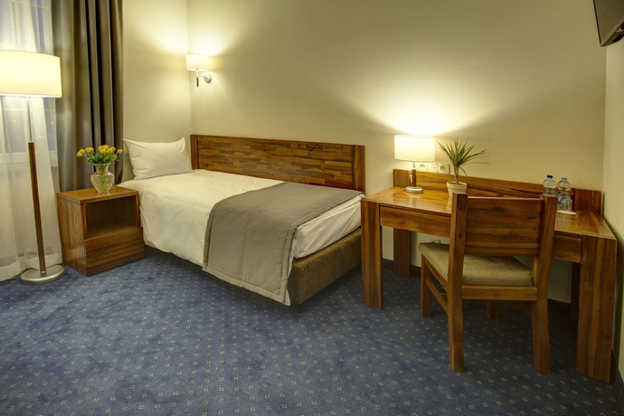 Imagen de la habitación del Hotel Piast. Foto 13