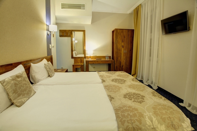 Imagen de la habitación del Hotel Piast. Foto 14