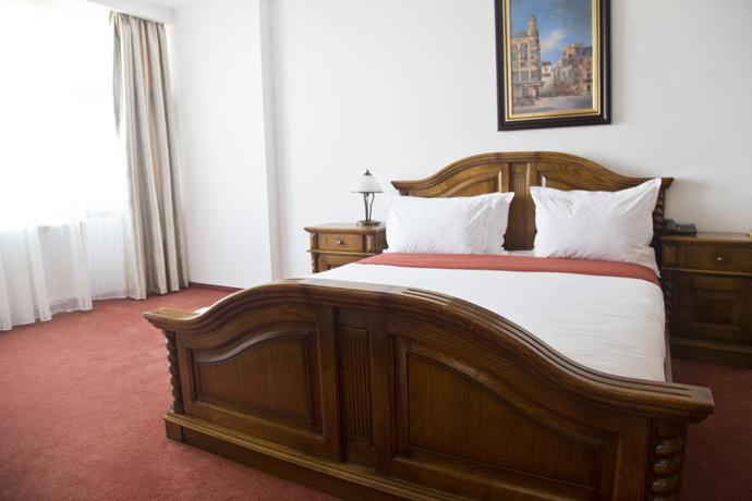 Imagen de la habitación del Hotel Piatra Mare. Foto 4