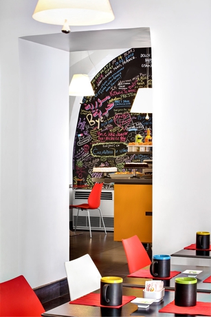 Imagen del bar/restaurante del Hotel Piazza Bellini and Apartments. Foto 5