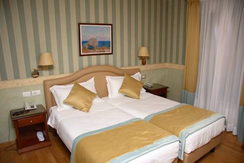 Imagen de la habitación del Hotel Piazza Di Spagna. Foto 9