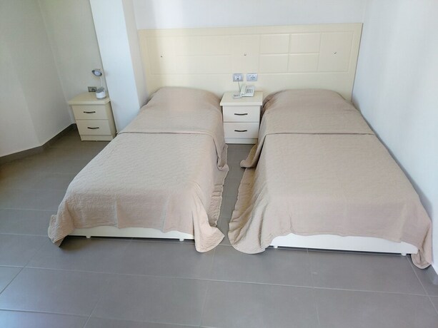 Imagen de la habitación del Hotel Piazza. Foto 10