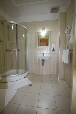 Imagen de la habitación del Hotel Piazza. Foto 12