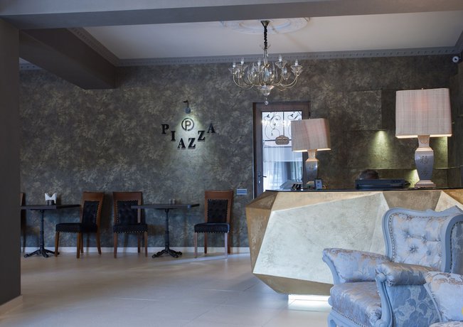 Imagen de los interiores del Hotel Piazza, Tbilisi. Foto 18