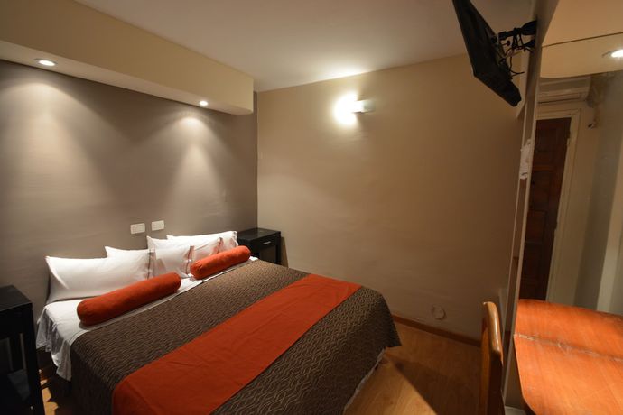 Imagen de la habitación del Hotel Piazza, VILLA CARLOS PAZ. Foto 2