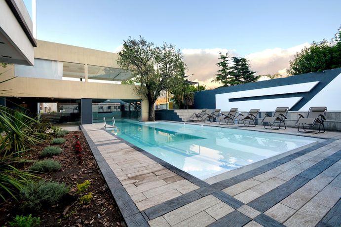 Imagen de la piscina del Hotel Piazza, VILLA CARLOS PAZ. Foto 13