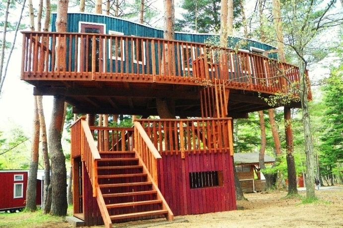 Imagen de los exteriores del Hotel Pica Fujiyoshida - Campsite. Foto 19