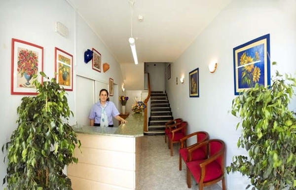 Imagen de los interiores del Hotel Picadilly. Foto 3