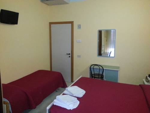 Imagen de la habitación del Hotel Picador. Foto 8