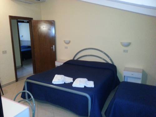 Imagen de la habitación del Hotel Picador. Foto 10