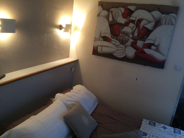 Imagen de la habitación del Hotel Picardy. Foto 5