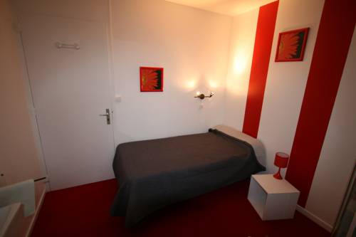 Imagen de la habitación del Hotel Picardy, SAINT-DIZIER. Foto 6