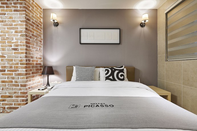 Imagen de la habitación del Hotel Picasso, Donghae. Foto 6
