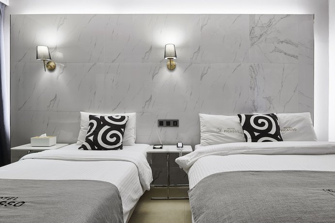 Imagen de la habitación del Hotel Picasso, Donghae. Foto 12