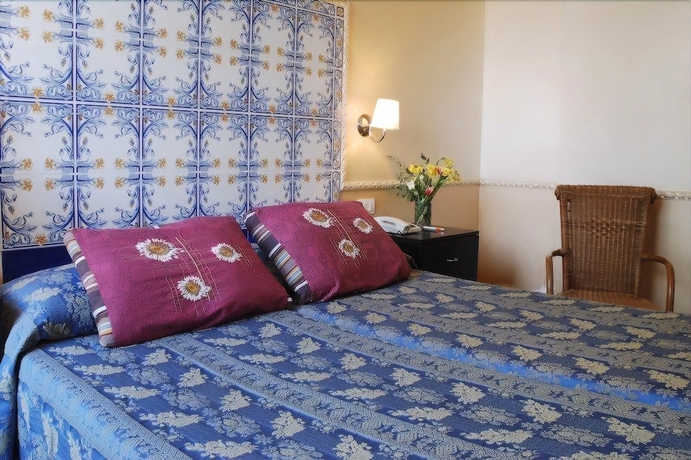 Imagen de la habitación del Hotel Picasso, Roma. Foto 6