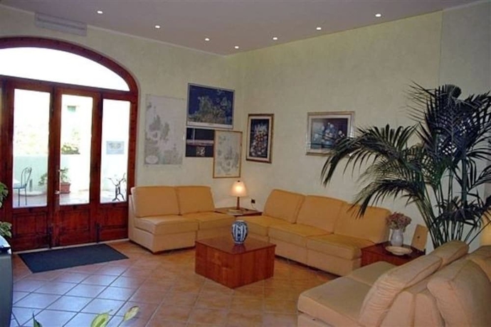 Imagen de los interiores del Hotel Piccada. Foto 15