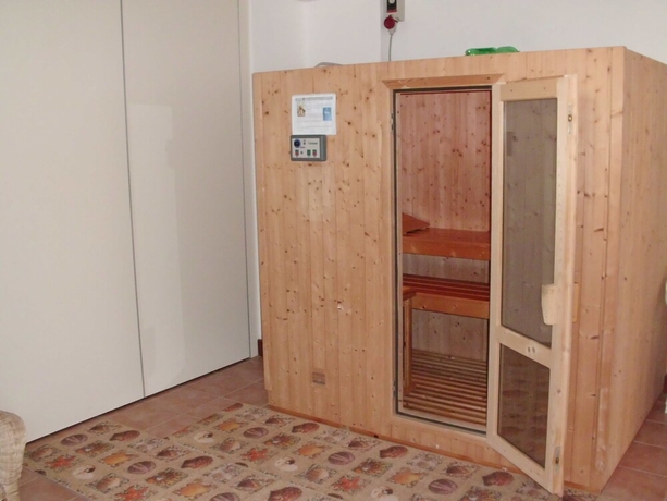 Imagen de la piscina del Hotel Piccada. Foto 19