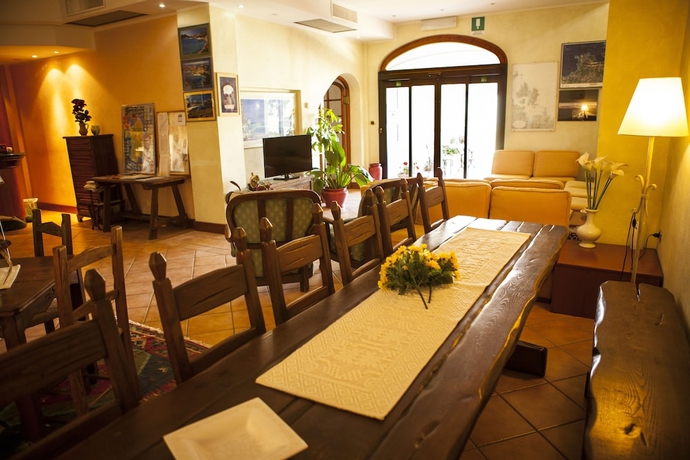 Imagen de los interiores del Hotel Piccada. Foto 18