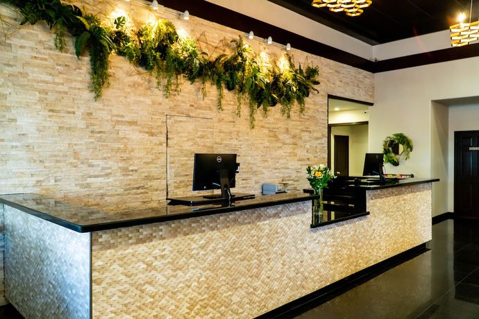 Imagen de los interiores del Hotel Piccadilly, Fresno. Foto 16