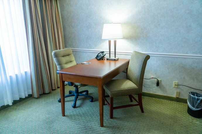 Imagen de la habitación del Hotel Piccadilly, Fresno. Foto 7