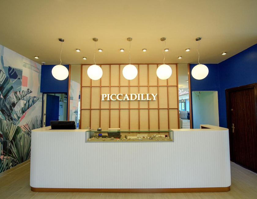 Imagen general del Hotel Piccadilly, MAMAIA. Foto 3