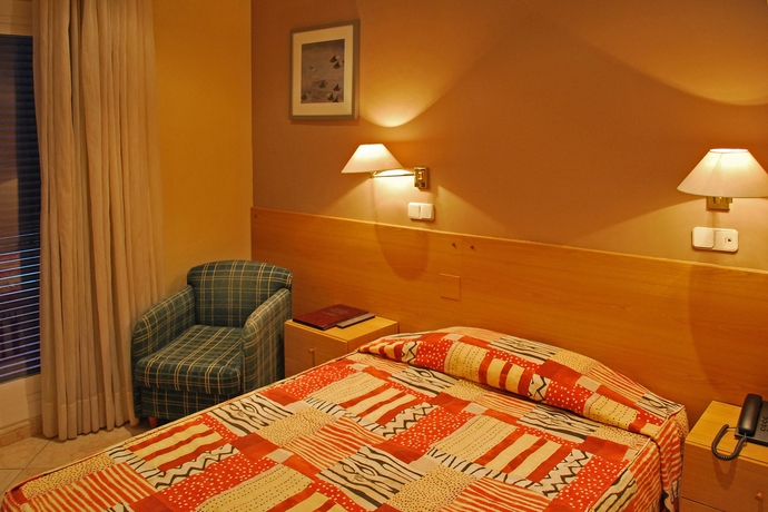 Imagen de la habitación del Hotel Piccadilly Sitges. Foto 7