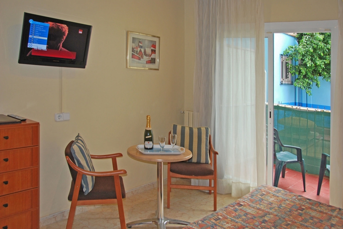 Imagen de la habitación del Hotel Piccadilly Sitges. Foto 12