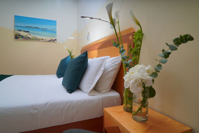 Imagen de la habitación del Hotel Piccadilly Suites and Rooms. Foto 11