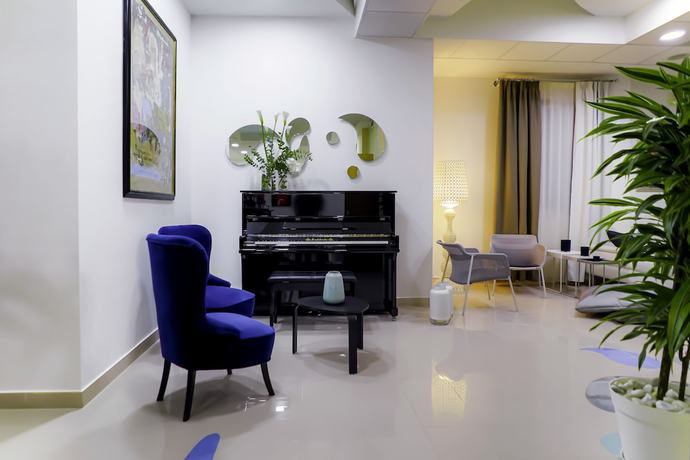 Imagen del bar/restaurante del Hotel Piccadilly Suites and Rooms. Foto 3