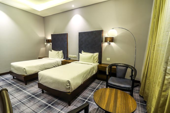 Imagen de la habitación del Hotel Piccadily Raipur. Foto 14