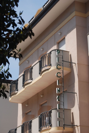 Imagen de los exteriores del Hotel Piccinelli. Foto 11