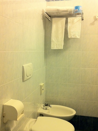Imagen de la habitación del Hotel Piccinelli. Foto 7