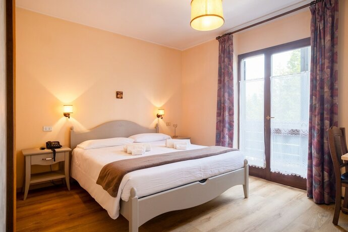 Imagen de la habitación del Hotel Piccola Baita, Molveno. Foto 20