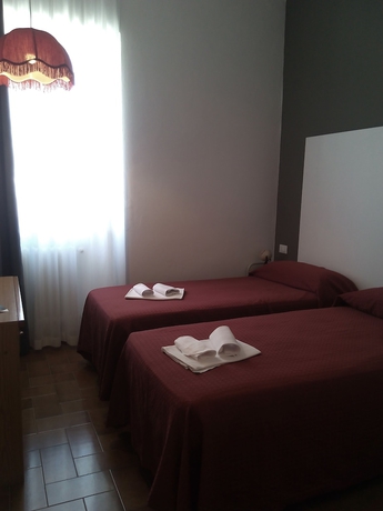 Imagen de la habitación del Hotel Piccola Firenze. Foto 2