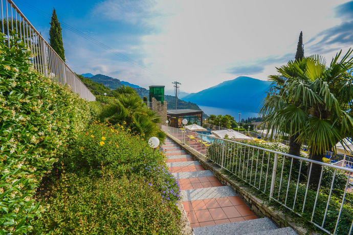 Imagen de los exteriores del Hotel Piccola Italia Resort. Foto 12