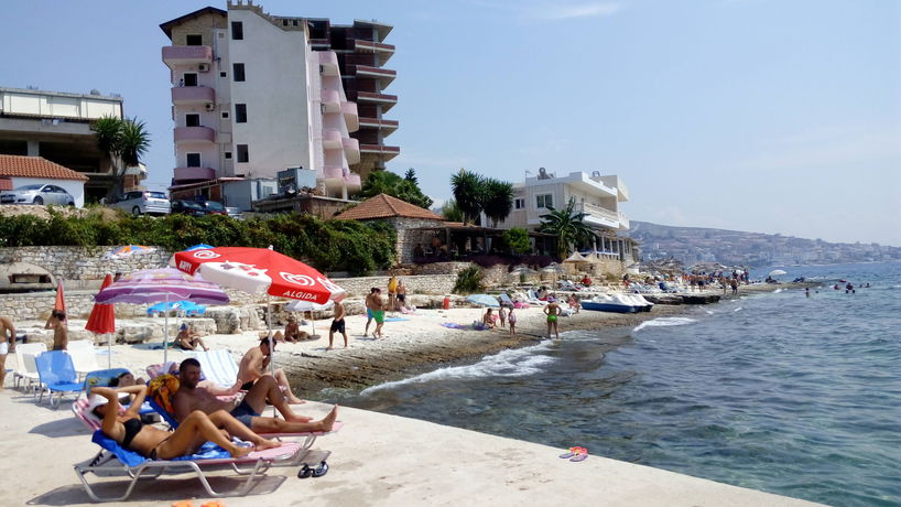 Imagen de los exteriores del Hotel Piccolino. Foto 11