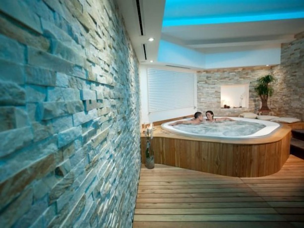 Imagen de la piscina del Hotel Piccolo Aurora. Foto 20