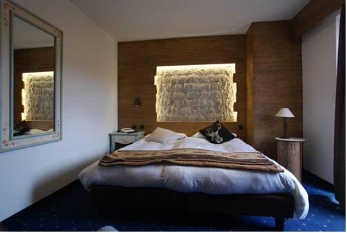 Imagen de la habitación del Hotel Piccolo, Canazei. Foto 4