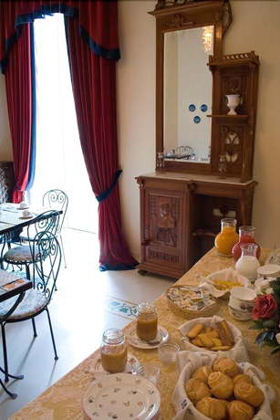 Imagen del bar/restaurante del Hotel Piccolo Casa Mia. Foto 3